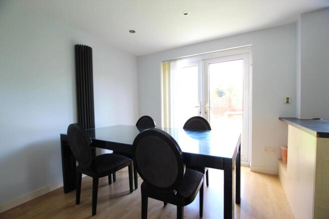 Dining area.JPG