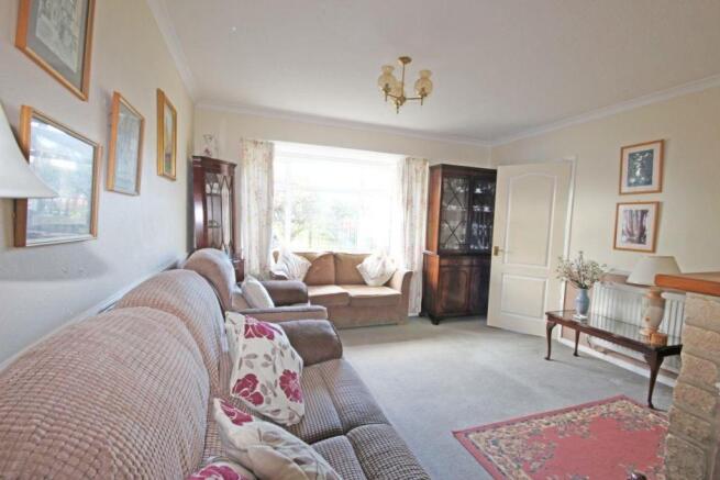 Living Room.JPG