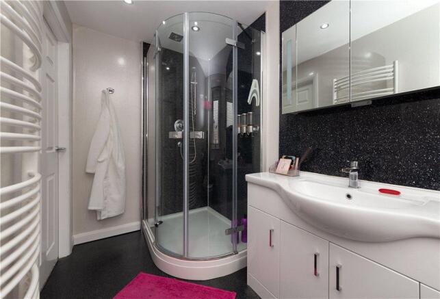 Ensuite