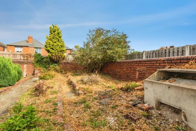 2 bed Semi-Detached for sale Image 4