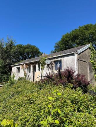 2-bed detached on 7 Glynmelyn Road, Glynneath, Neath, West Glamorgan, SA11 5BH, £50,000