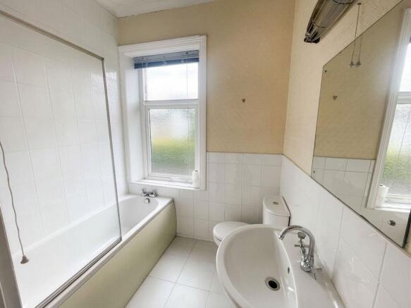 2 bed Detached for sale Image 9
