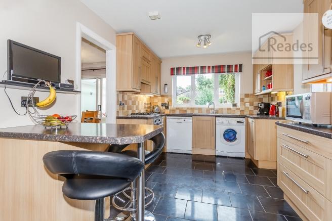 Kitchen/b\'fast rm