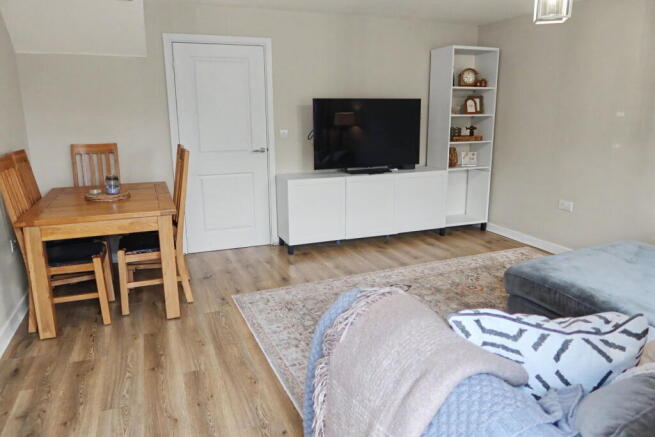 Fuller Place, Banbury OX16 9ZA photo 4