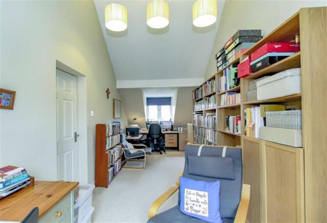 Photo 10