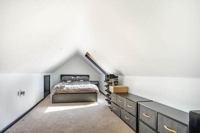 2 bed Semi-Detached for sale Image 12