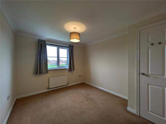2 bed Flat to rent Image 7