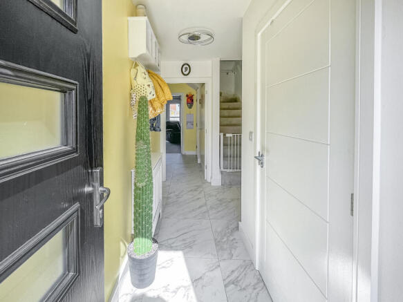 3 bed Detached for sale Image 8