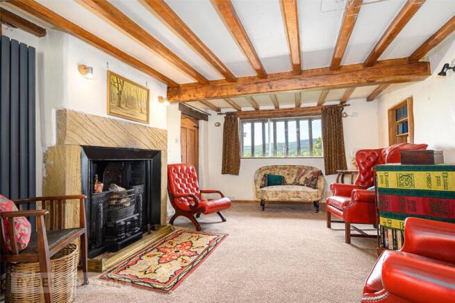 5 bed Detached for sale Image 10