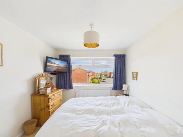 3 bed Semi-Detached for sale Image 12