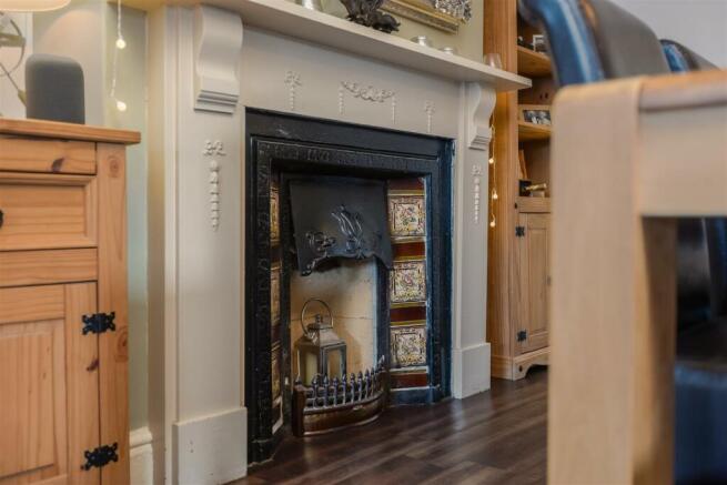 Langton Road 42 Dining Room-2.jpg