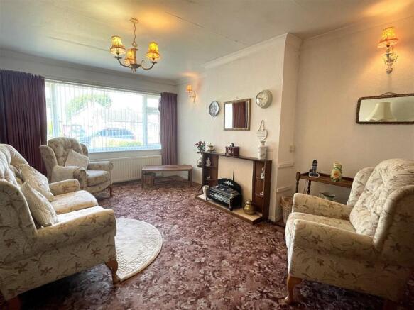 Living Room.jpg