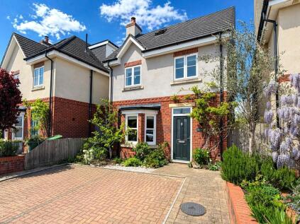 Melksham Road, Holt