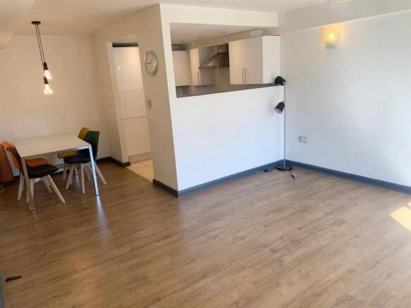 Lounge/Kitchen/Dining