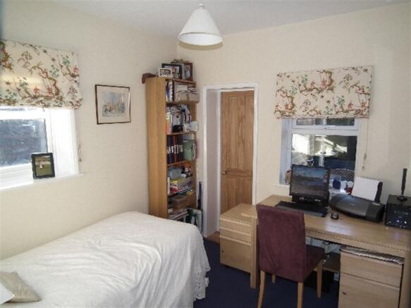 Photo 6