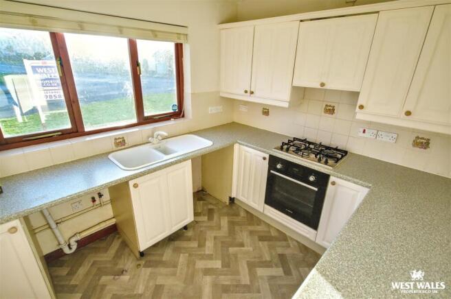 Honeyborough Grove, Neyland, Milford Haven photo 2
