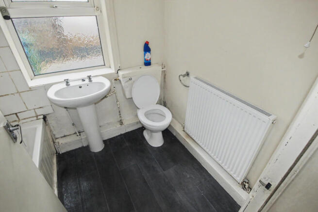 3 bed Terraced for sale Image 7