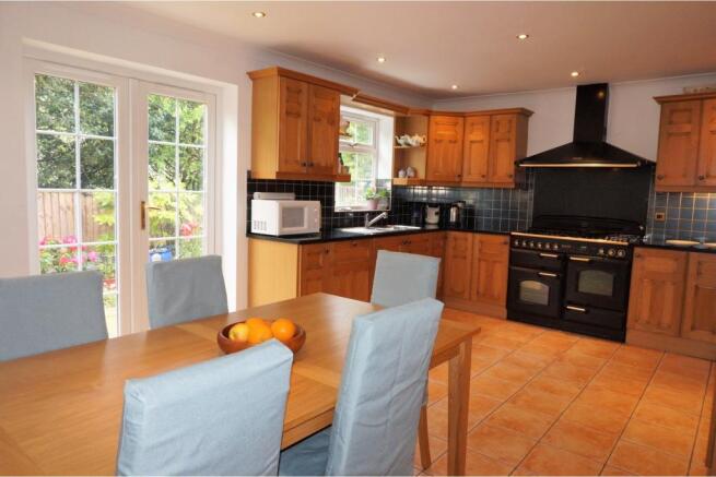 Kitchen / Breakfast