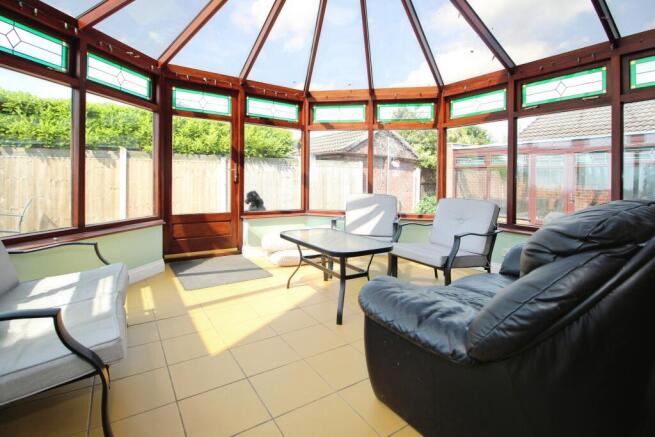 4 bed Detached for sale Image 7