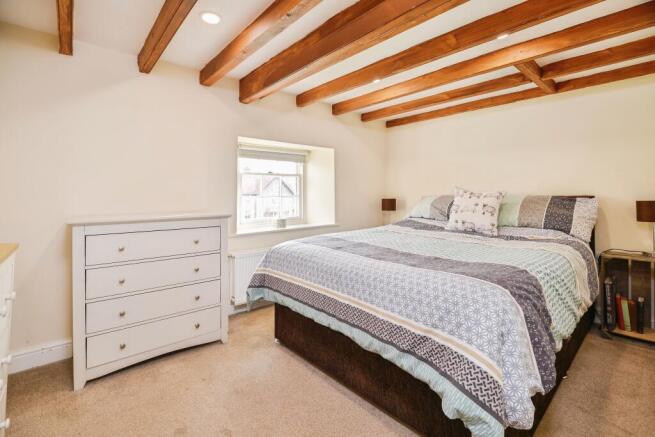 4 bed Terraced for sale Image 8