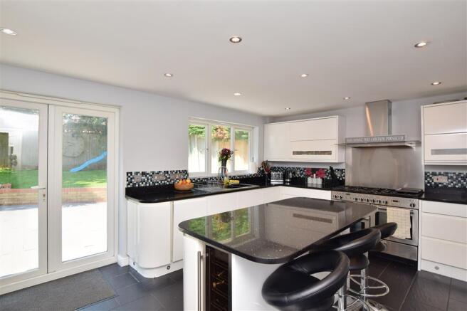 Kitchen/Breakfast Room