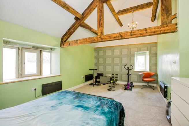 3 bed Terraced for sale Image 8