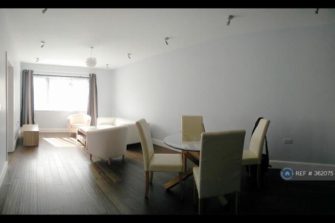 Living/Dining a