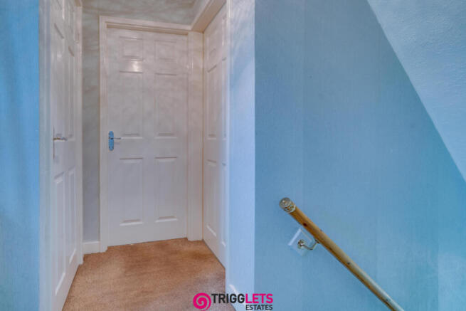 2 bed Terraced to rent Image 11