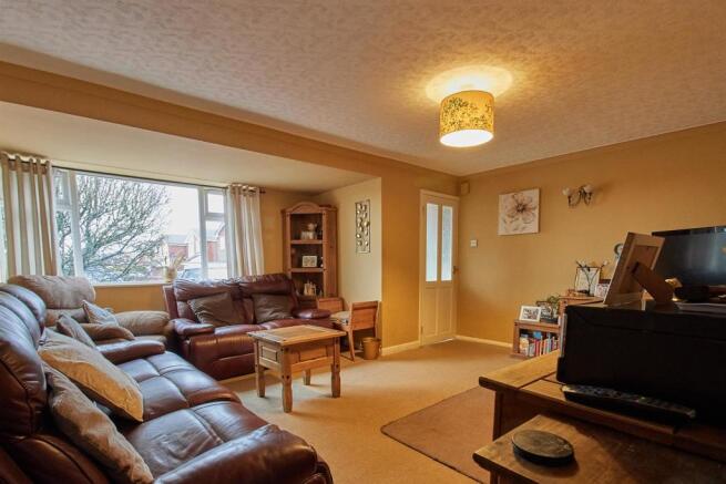 Tansey Crescent, SS 5.jpg