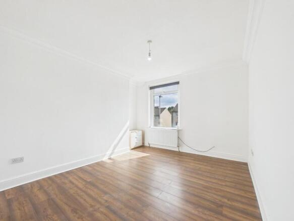 3 bed Terraced for sale Image 5