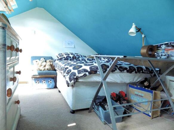 Photo 11