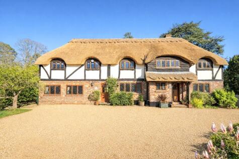 Pennymead Drive, East Horsley, KT24