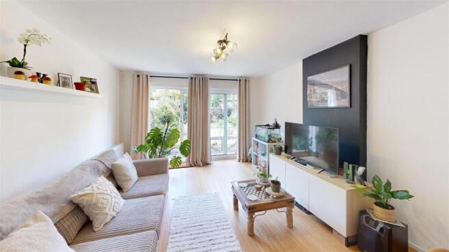 8-Cobden-Avenue-Living-Room.jpg