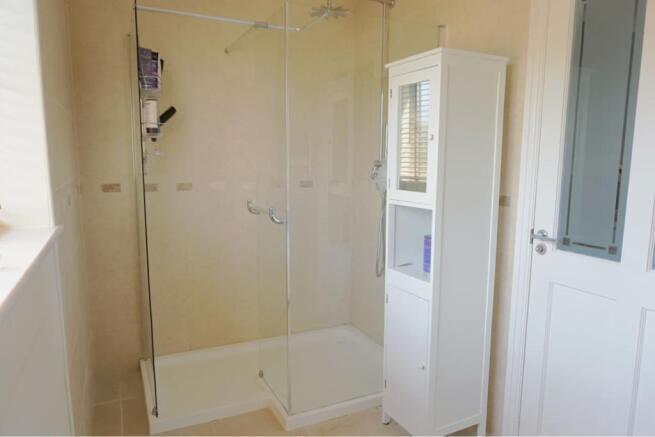 Master En-suite