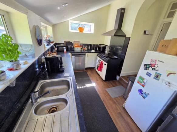 Kirkwood, Kirk Balk, Hoyland, Barnsley, S74 photo 4