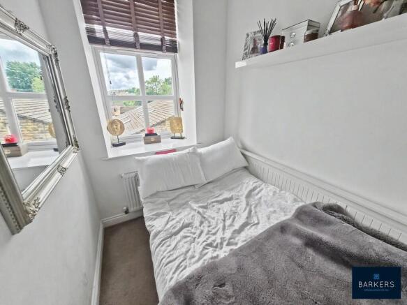 4 bed Terraced for sale Image 12
