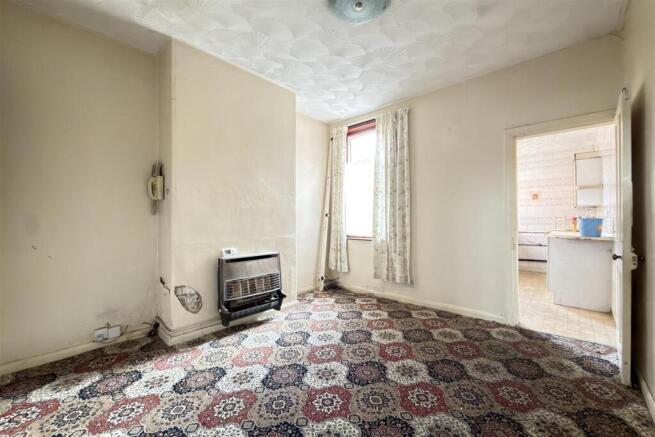 SITTING ROOM