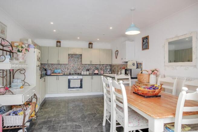 Kitchen/Breakfast