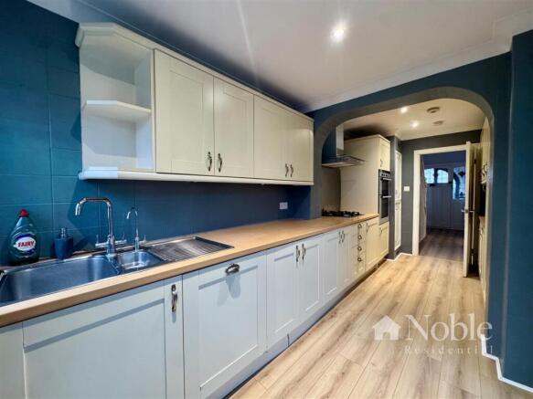 Kitchen/Breakfast Room