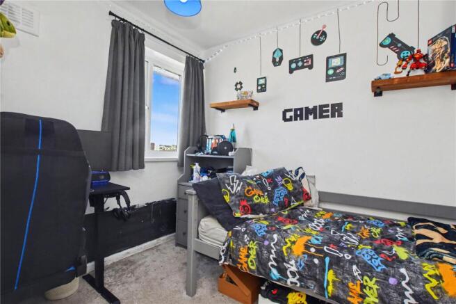 3 bed Terraced for sale Image 6