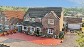 10, School Close, Treharris CF46 6HZ