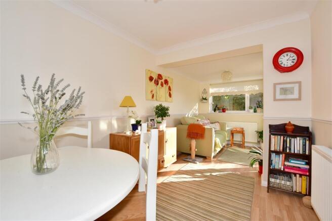 Bedroom 2/ Dining Room