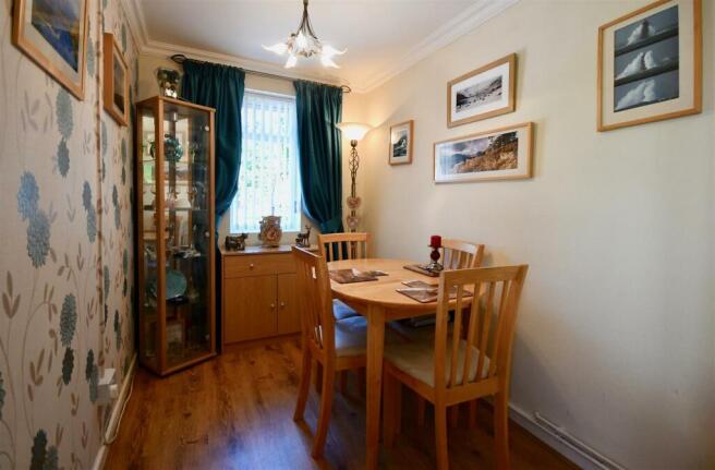Breakfast Room