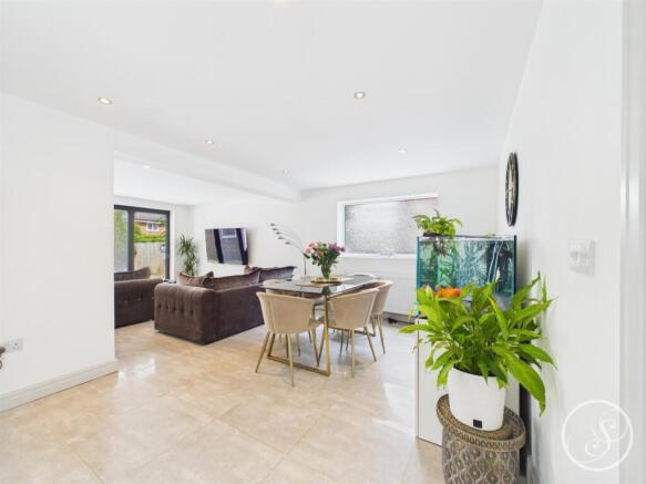 3 bed Detached for sale Image 5
