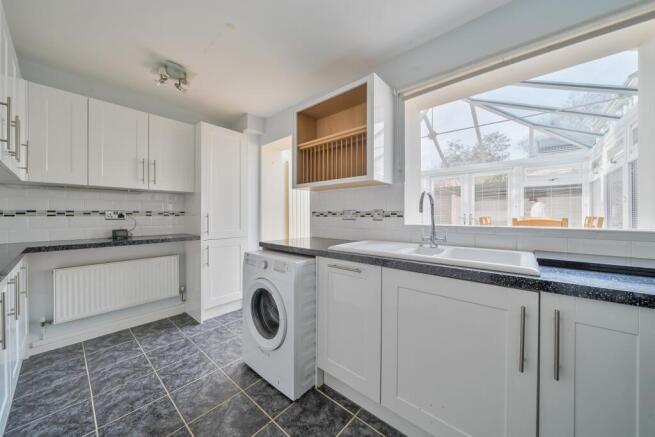 1405502-13-6989c6d526602