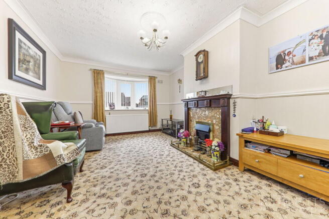 2 bed Semi-Detached Bungalow for sale Image 7