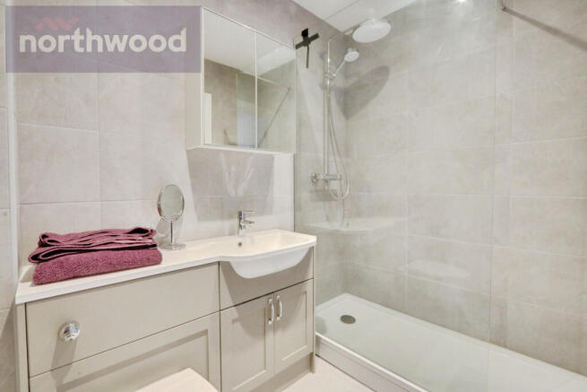 2 bed Flat for sale Image 8