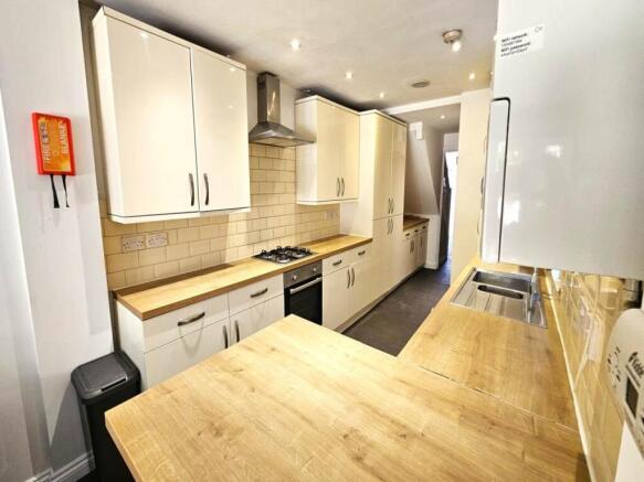 Kitchen Reverse
