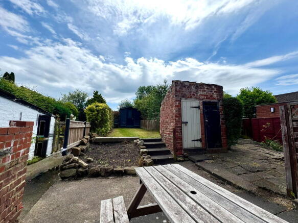 2 bed Terraced for sale Image 12