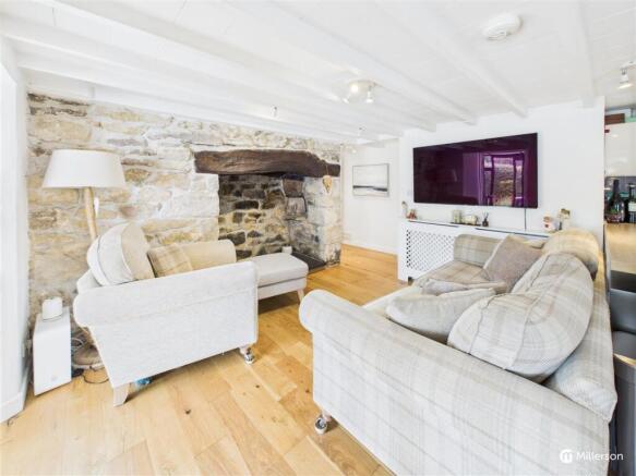 Living Area.jpg